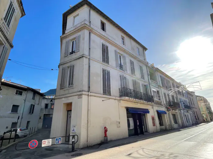 Arles