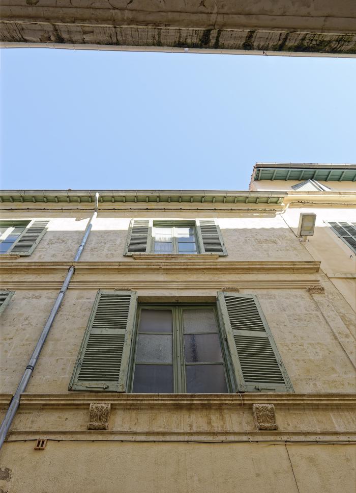 Nîmes